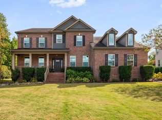 92 Rolling Meadows Ln, Chapel Hill, NC 27517