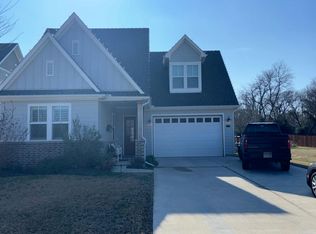 212 Village Way, Justin, TX 76226