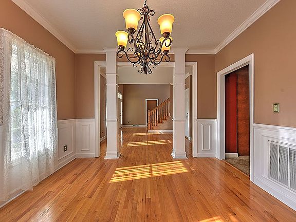 5th image of 147 Oakwell Ln