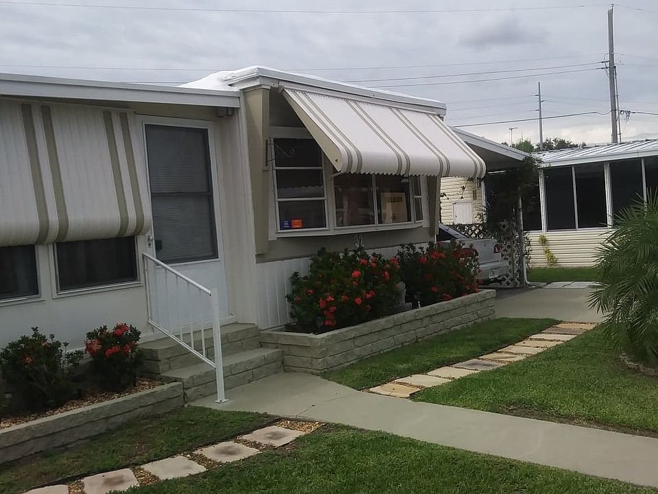 1st image of 32 Tangelo Dr
