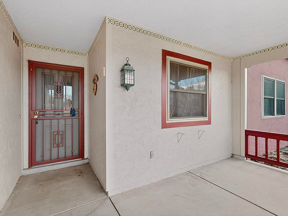 3rd image of 6383 Roadrunner Loop NE