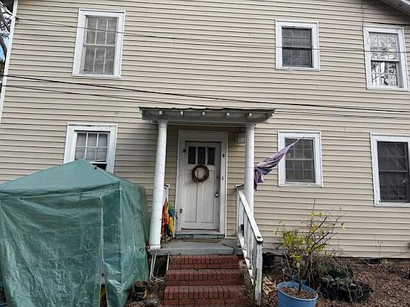 3rd image of 4673 Oakwood Ave