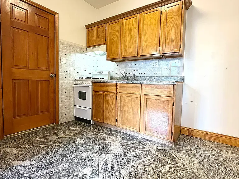163 Jackson St #O — Photo 4