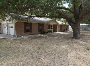 450 Avenue L, Somerville, TX 77879