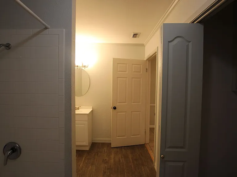 316 Clemson Dr — Photo 16