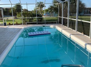 21643 Edgewater Dr, Pt Charlotte, FL 33952