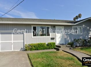1290 Lindberg Ln, Petaluma, CA 94954