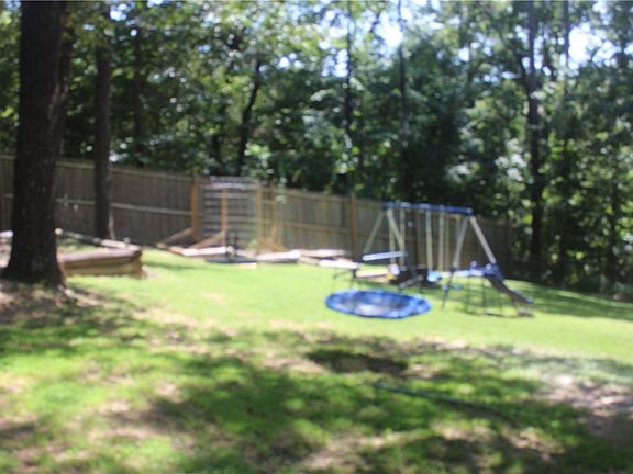 5th image of 7 Coniston Ln