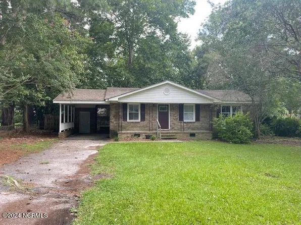 213 Fairway Drive, Greenville, NC 27858