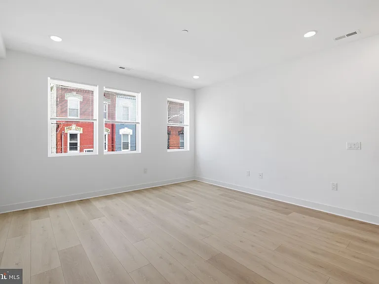 2237 N 16th St #2 — Photo 9