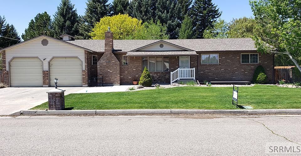 2nd image of 2990 S Romrell Ln