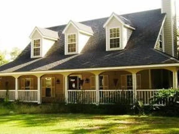 423 Whitcomb Dr, Geneva, FL 32732
