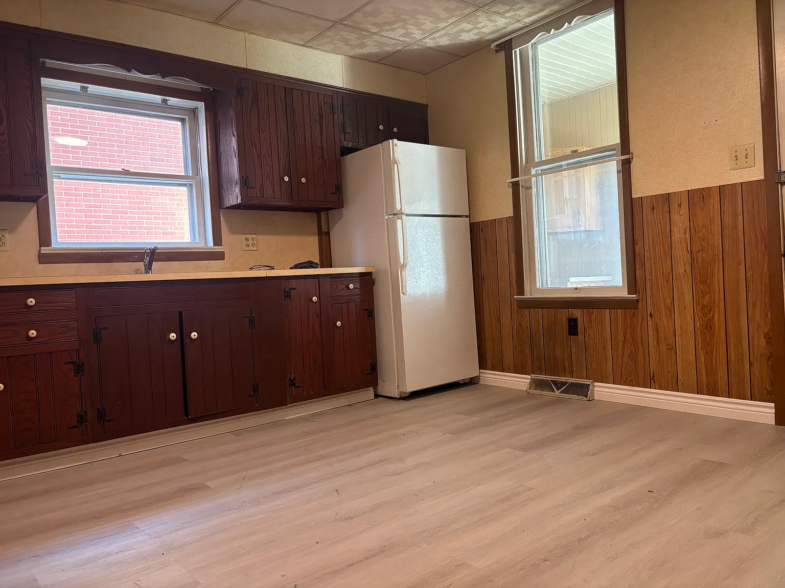 1 bed, 700 sqft, $950 — Photo 2