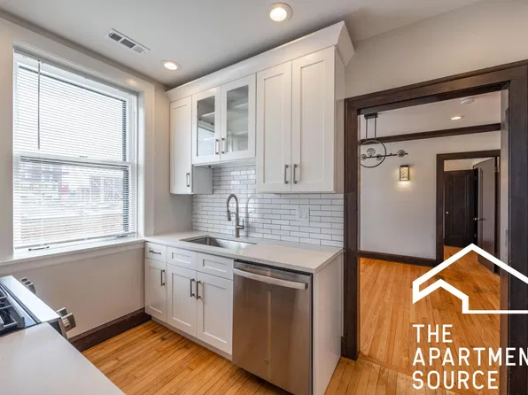 6411 N Talman Ave #301, Chicago, IL 60645