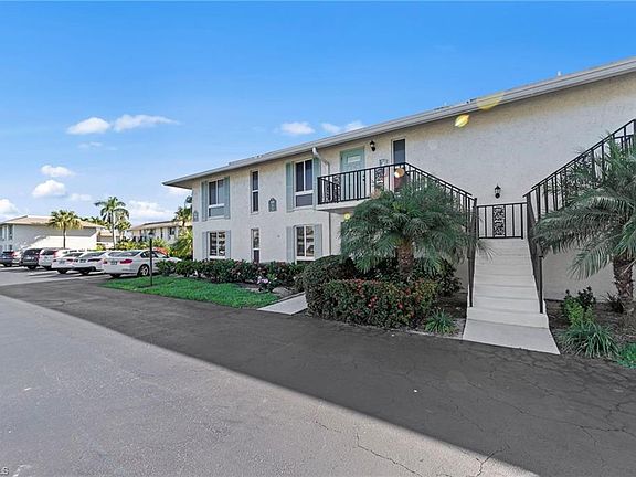 4th image of 219 Palm DR #1