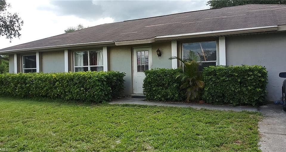 1st image of 428 Valley Dr