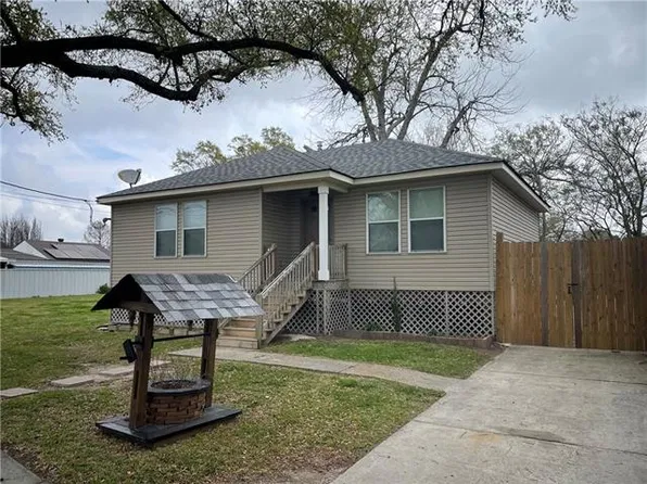 3013 Palmetto St, Chalmette, LA 70043