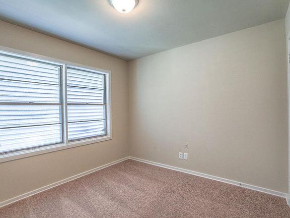 5th image of 7305 Heron Ln