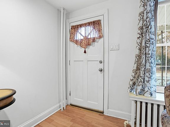 2nd image of 4135 Rhawn St