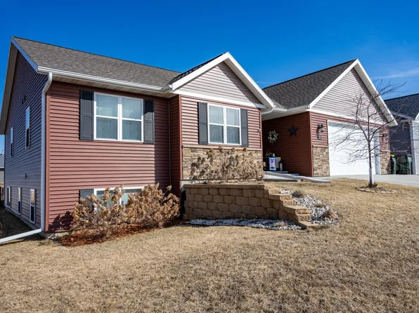 2125 Huntington Park, Reedsburg, WI 53959