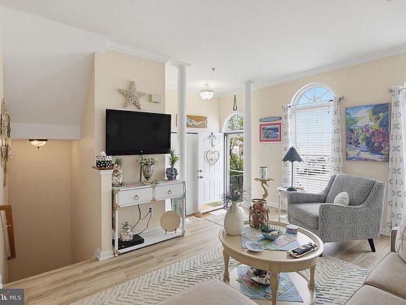 5th image of 697 Kirkcaldy Way