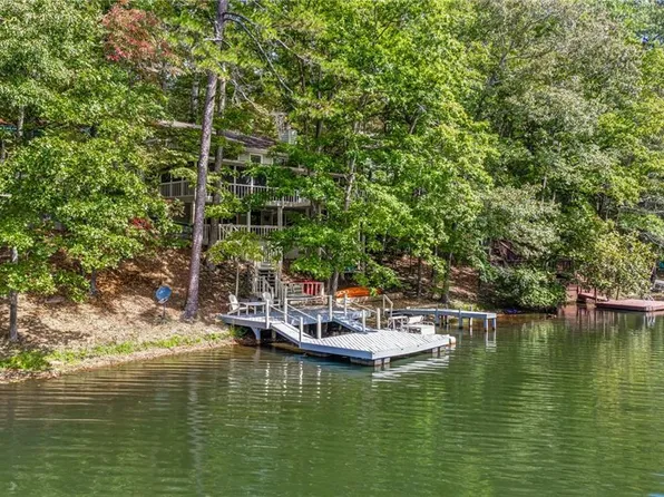 217 Pinebrook Dr, Waleska, GA 30183