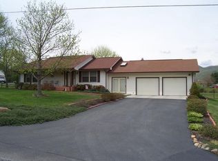 3560 Alltree Trl, Salem, VA 24153