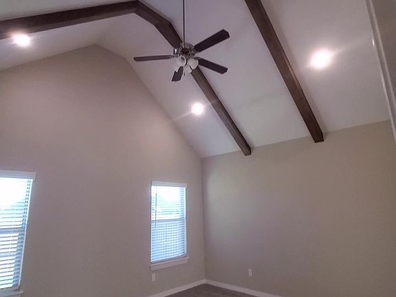 5th image of 3807 SW Mistletoe Ave