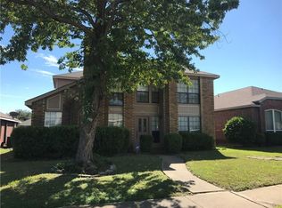 424 Surrey Pl, Mesquite, TX 75149