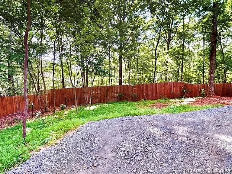 2402 Rockwood Cottage Dr — Photo 4