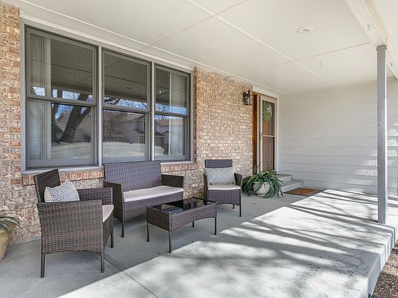 5th image of 17523 E Dickenson Pl