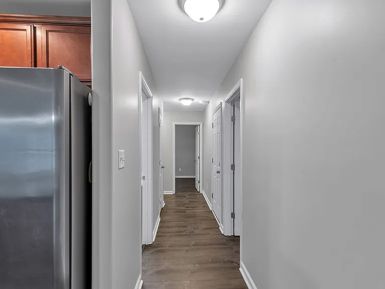 202 Cottage Brook Ct — Photo 12