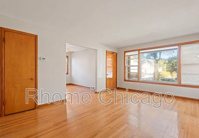 1816 Monroe St #1 — Photo 24