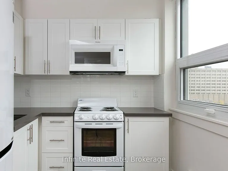 485 Huron St #502 — Photo 4