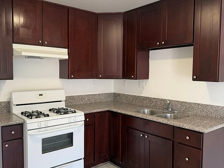1517 Ralston St #A & B — Photo 2