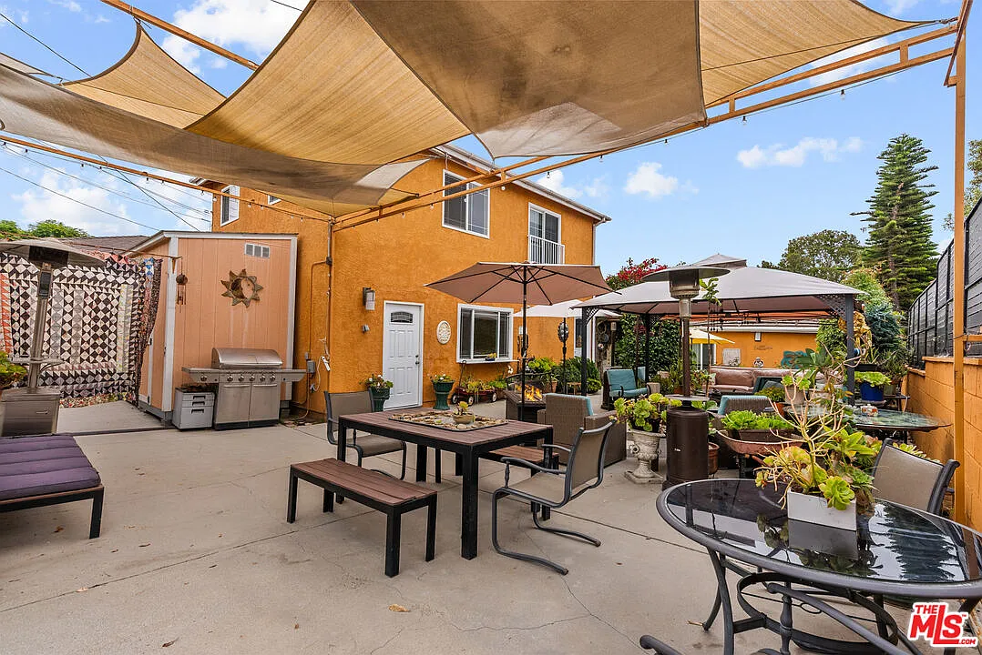 Studio, $2,595 — Photo 2
