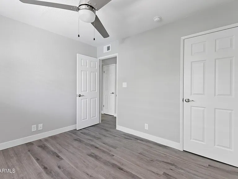 35 W Medlock Dr #9A — Photo 12