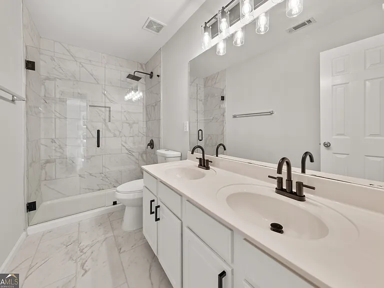 990 Lilac Arbor Rd — Photo 7