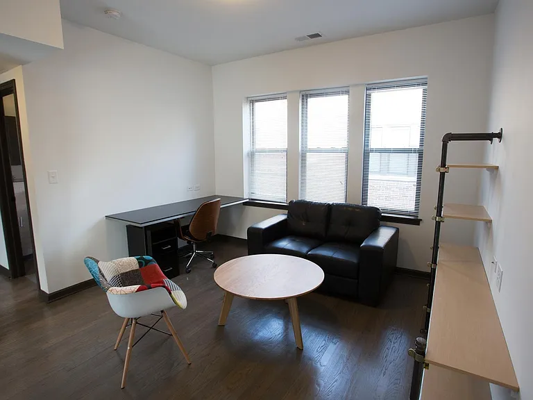 5300 S. Drexel Avenue — Photo 31