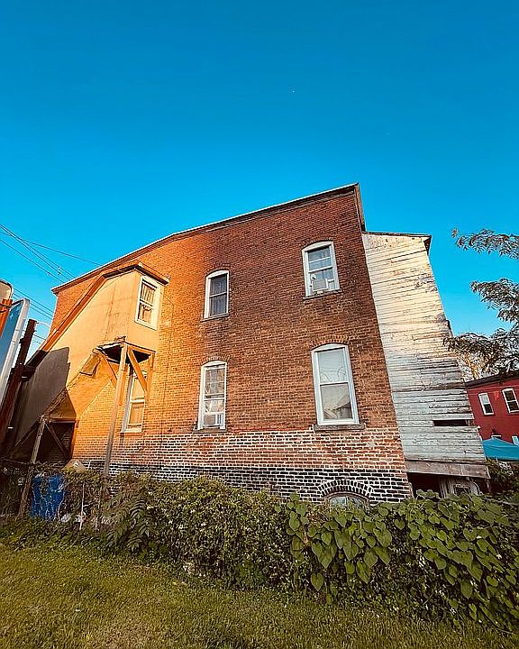 1st image of 3 Academy Ave