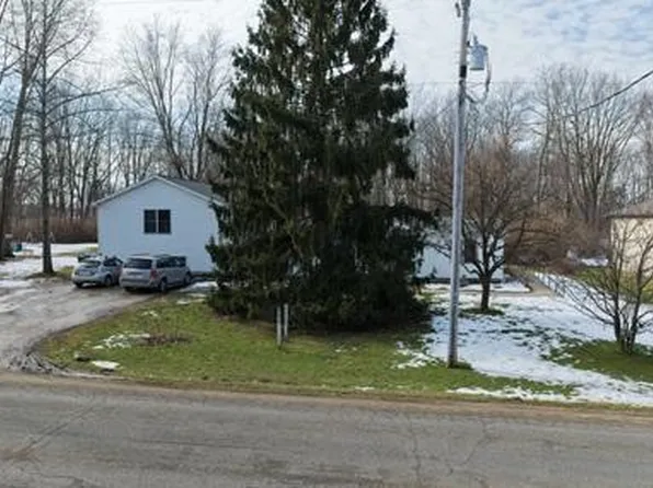 69189 County Road 127, New Paris, IN 46553