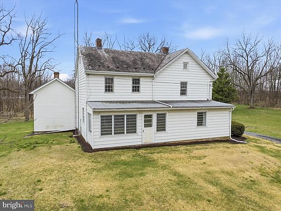 3rd image of 1376 Nolts Rd