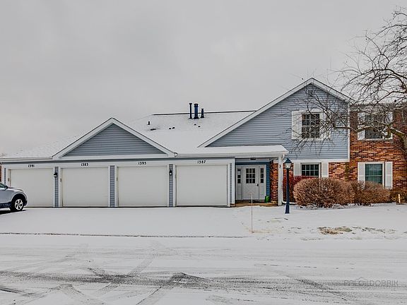 2nd image of 1387 Stratford Dr #1387