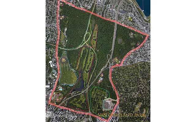 Sold by Douglas Elliman | media 14