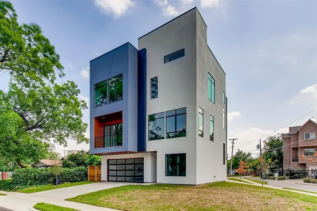 2021 California Dr #2 photo 1