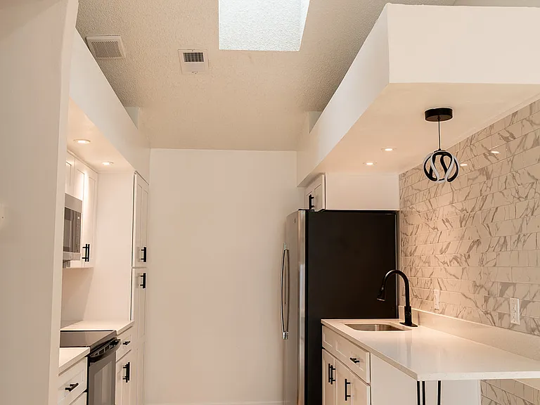 5401 Pullman Dr — Photo 16