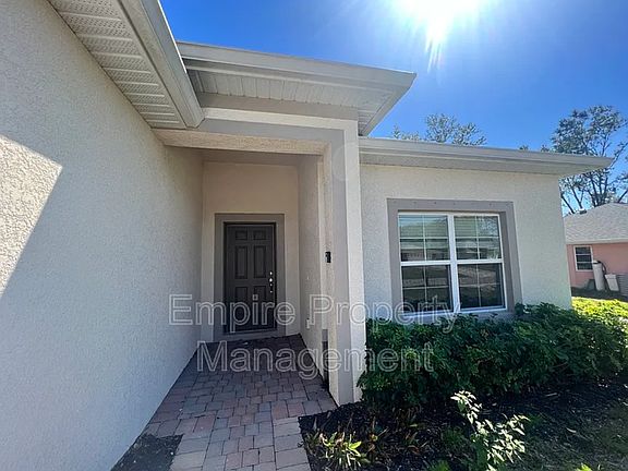 2nd image of 2827 Algardi Ln