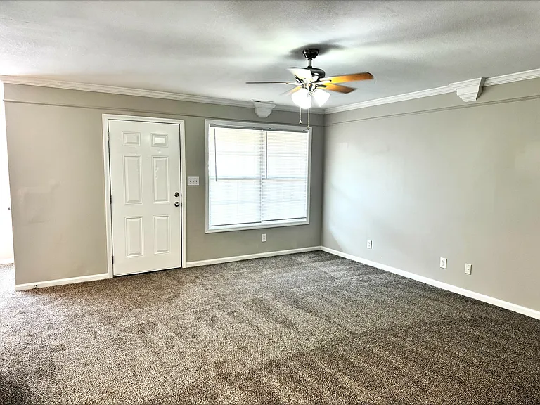 Oak Ridge Apartments — Photo 30