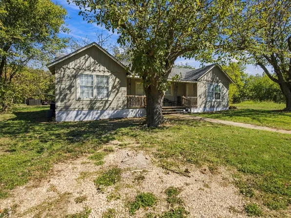 808 Mill St, 808 Mill St APT A, Itasca, TX 76055