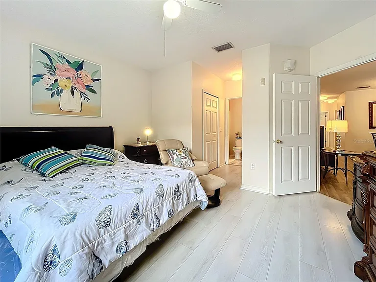 9506 Amberdale Ct #201 — Photo 12